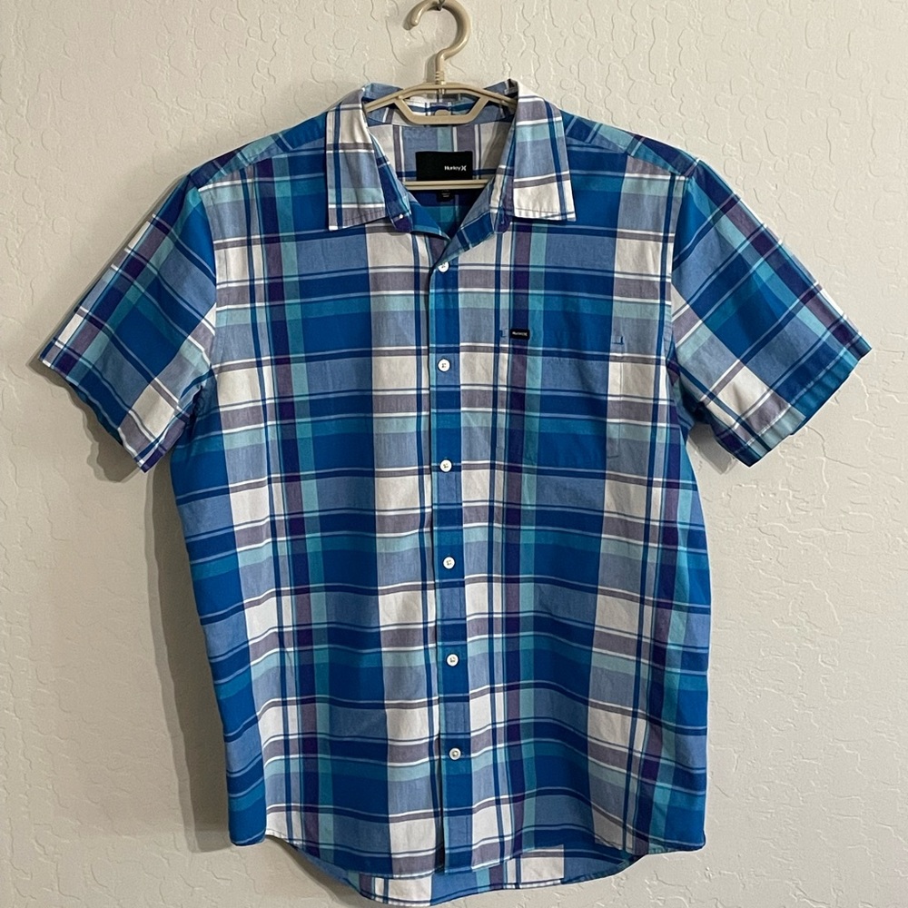 New hurley button up shirt mens XL short sleeve blue purple cotton poly pocket